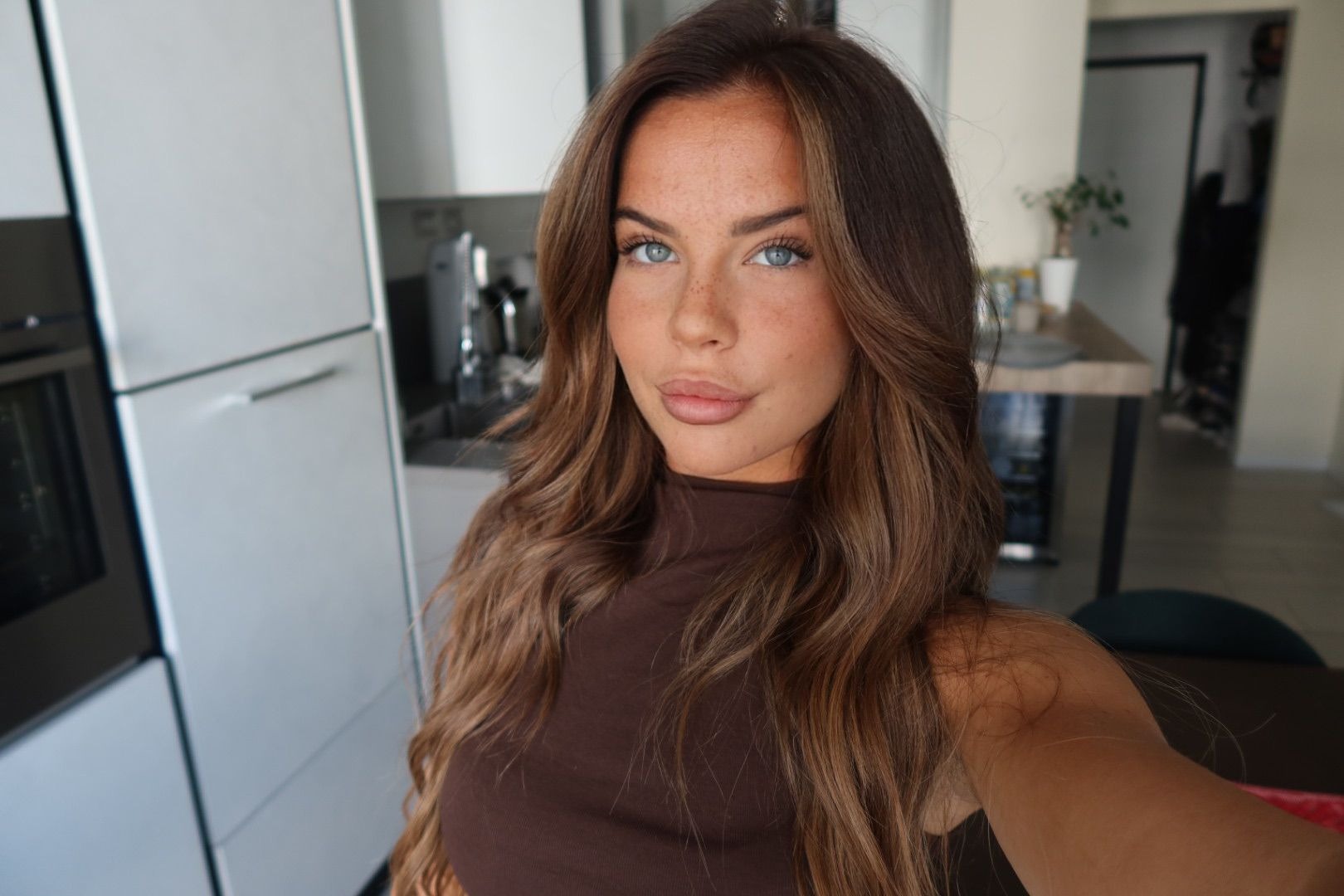 Elena — Model & Hostess in Milano photo 7