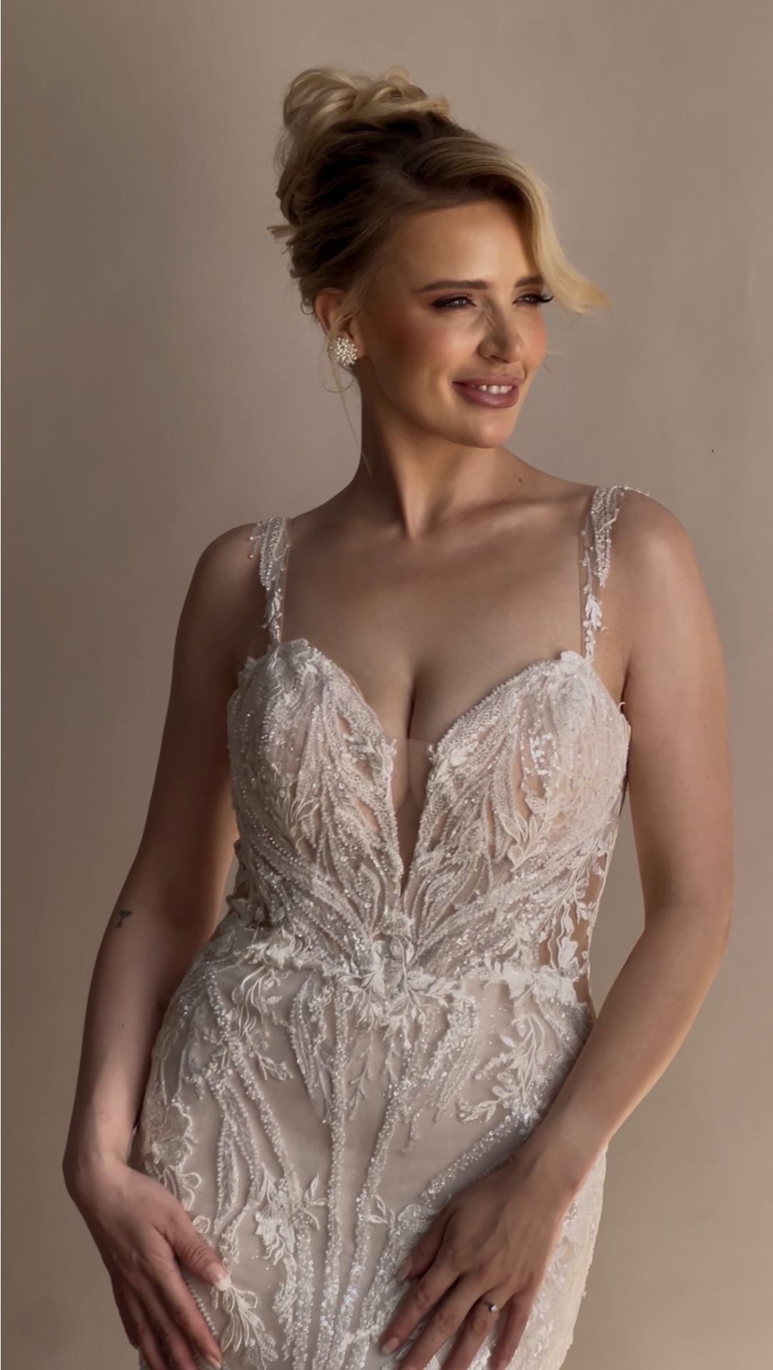 Kerry — Model & Hostess in North Lanarkshire photo 6