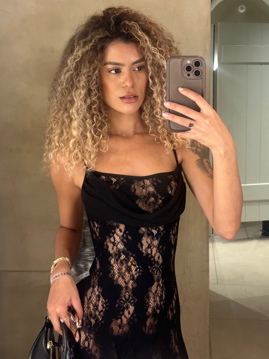 AMANDA — Model in Milano | Eye On Model