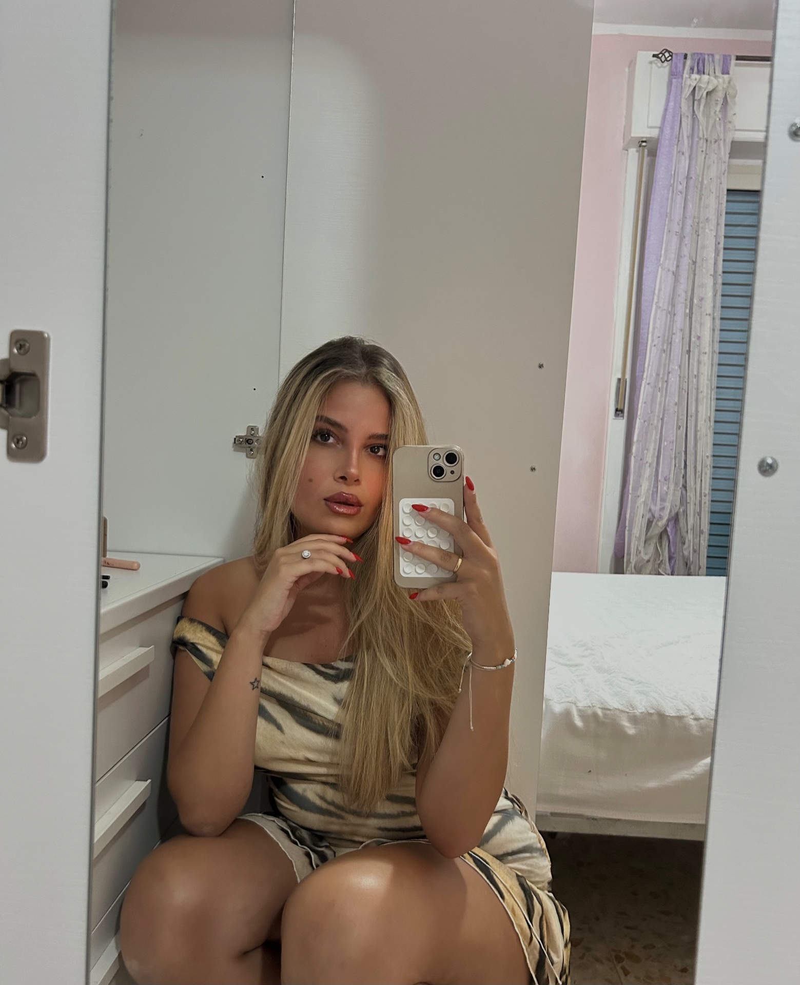 Camilla — Model & Hostess in Roma photo 2
