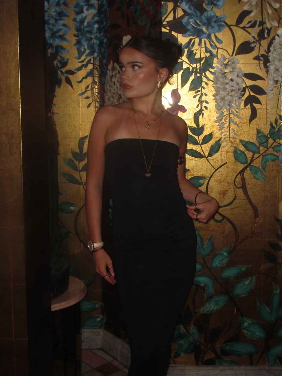 Alexie — Model & Hostess in Oslo photo 1