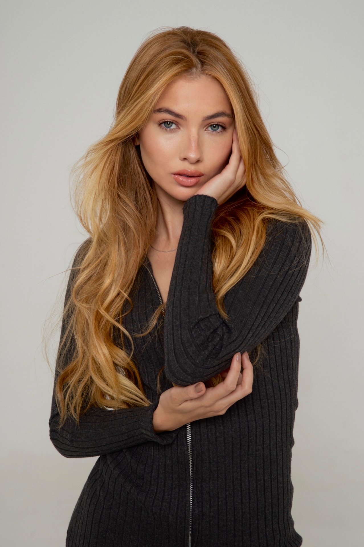 Maria — Model & Hostess in S&atilde;o Paulo photo 1