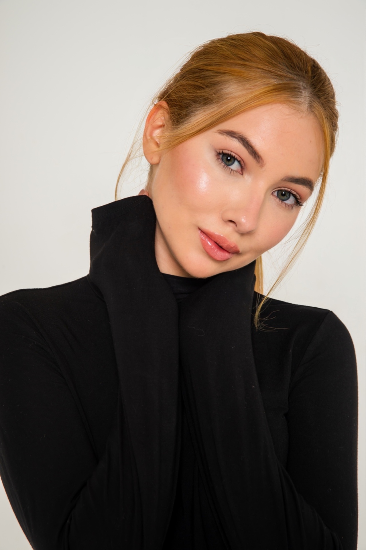 Maria — Model & Hostess in S&atilde;o Paulo photo 2