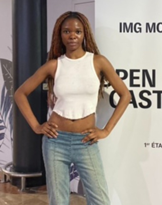 Oluwatobi — Model & Hostess in Suresnes photo 1