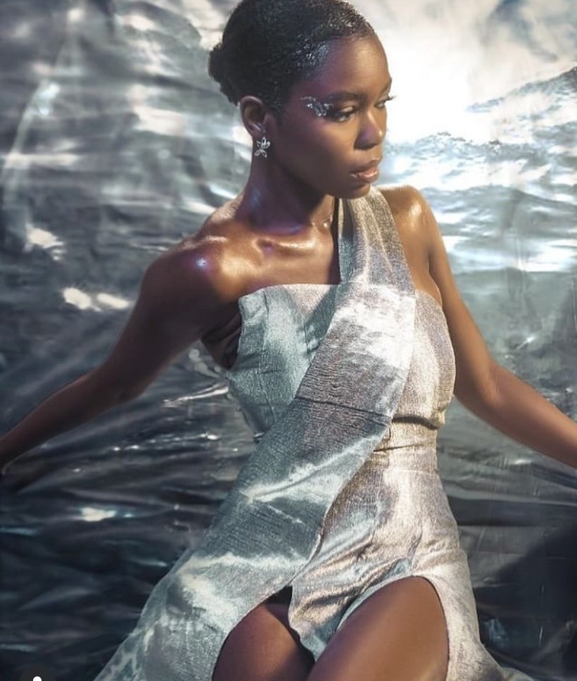Oluwatobi — Model & Hostess in Suresnes photo 2