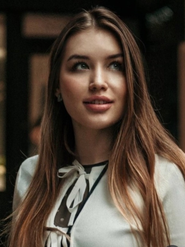 Yuliia — Model & Hostess in County Dublin photo 2