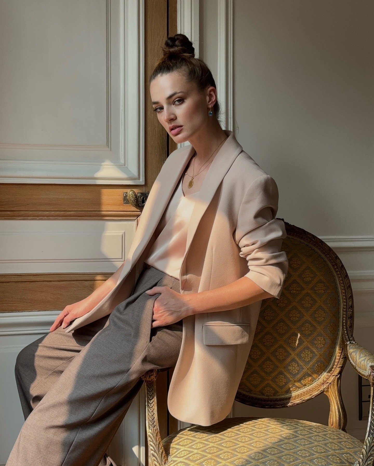 Veranika — Model & Hostess in Paris photo 2