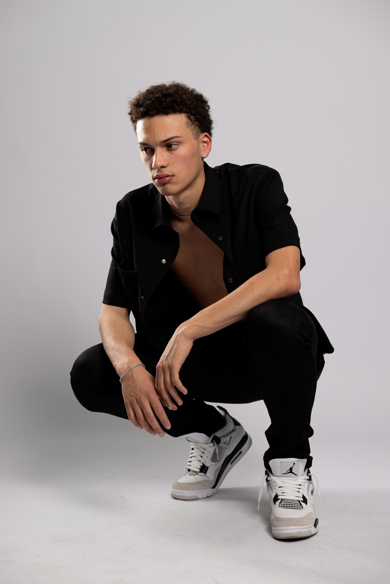 Manuel — Model & Host in Lonate Ceppino photo 4