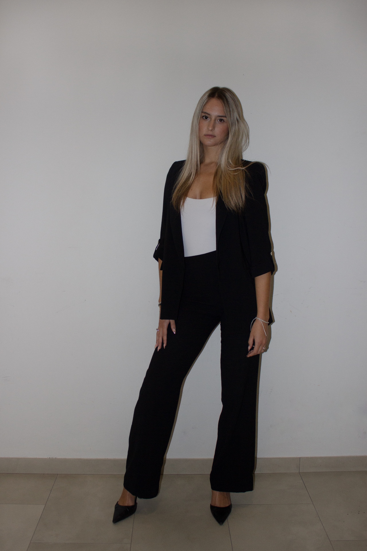 Lucrezia — Model & Hostess in Lucca photo 4