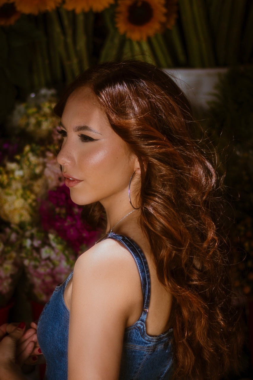 Paullette — Model & Hostess in Quito photo 3