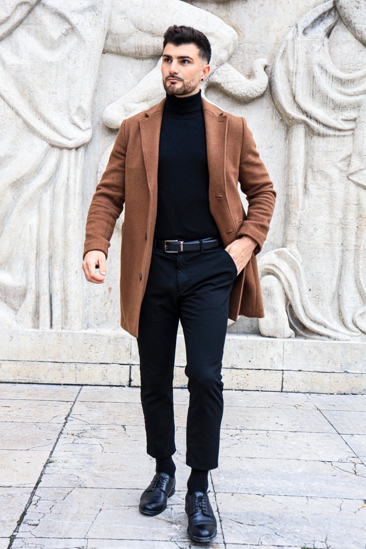 Corentin — Model & Host in Serazereux photo 1