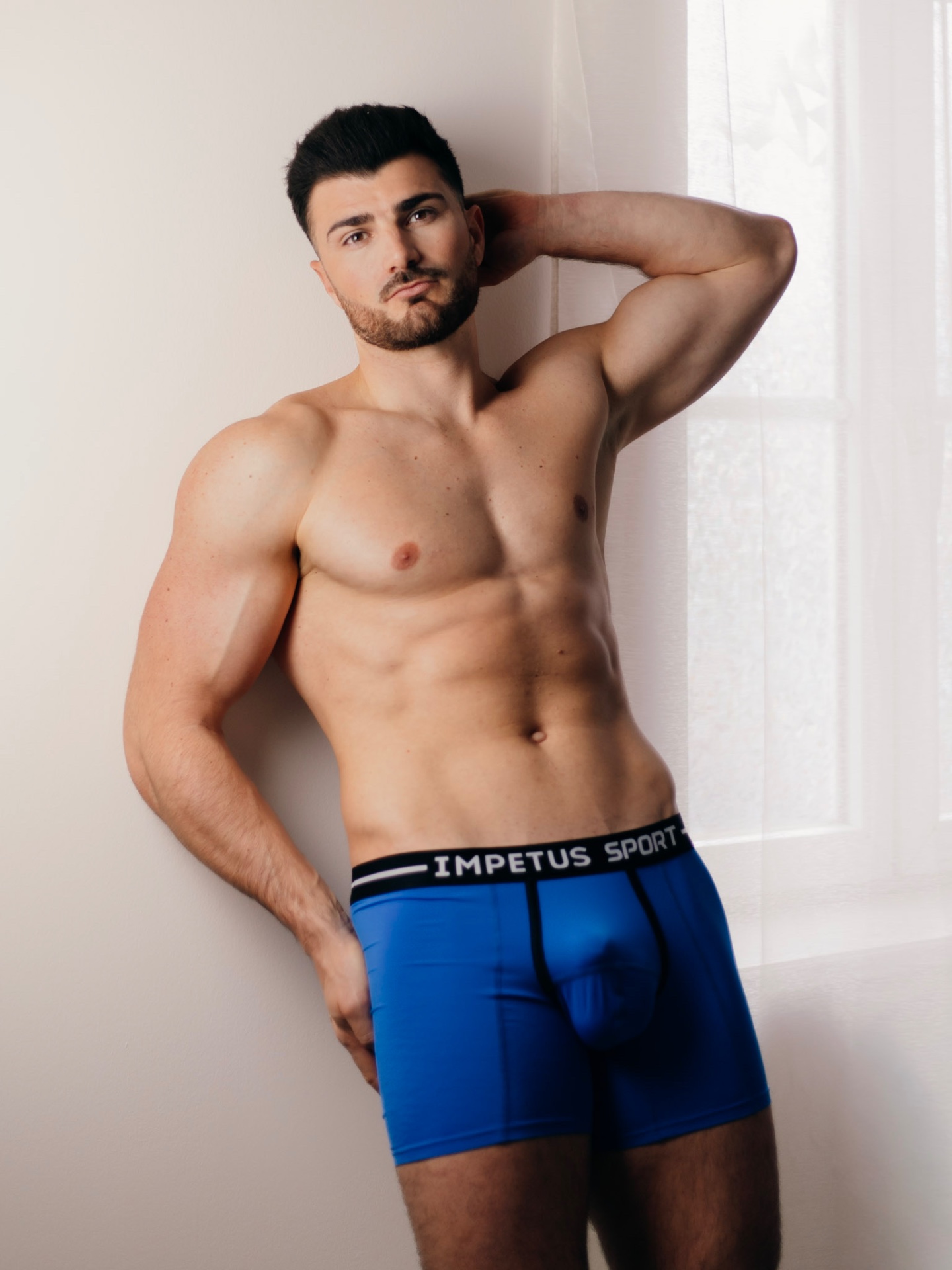 Corentin — Model & Host in Serazereux photo 5