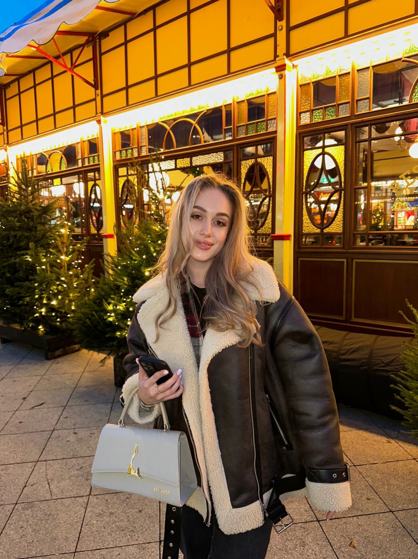 Yevheniia — Model & Hostess in Ronnenberg photo 1