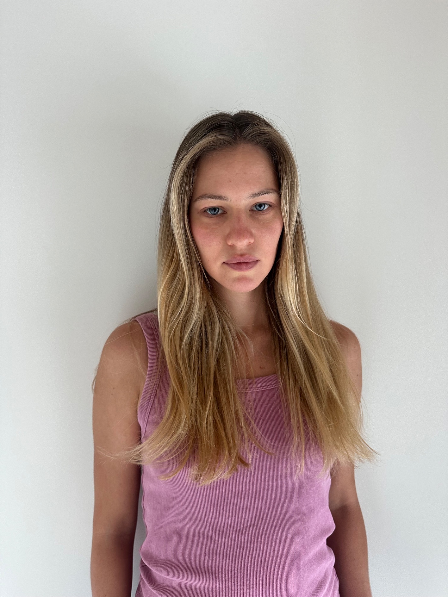 Anastasiia — Model & Hostess in Paris photo 14