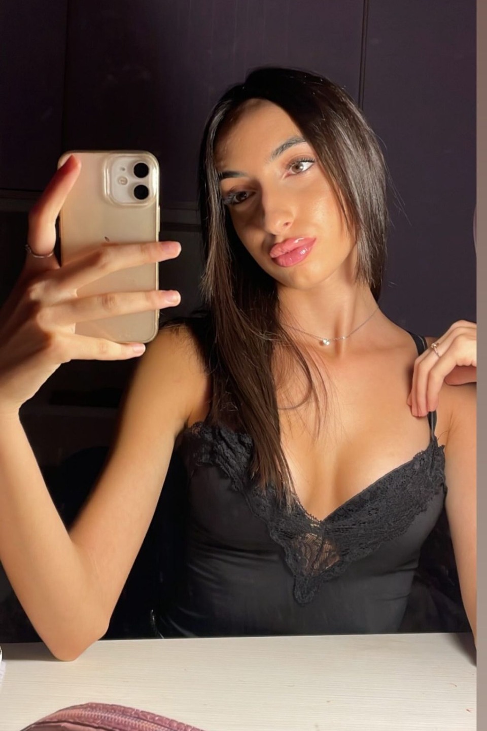 Claudia — Model & Hostess in Locate Di Triulzi photo 4