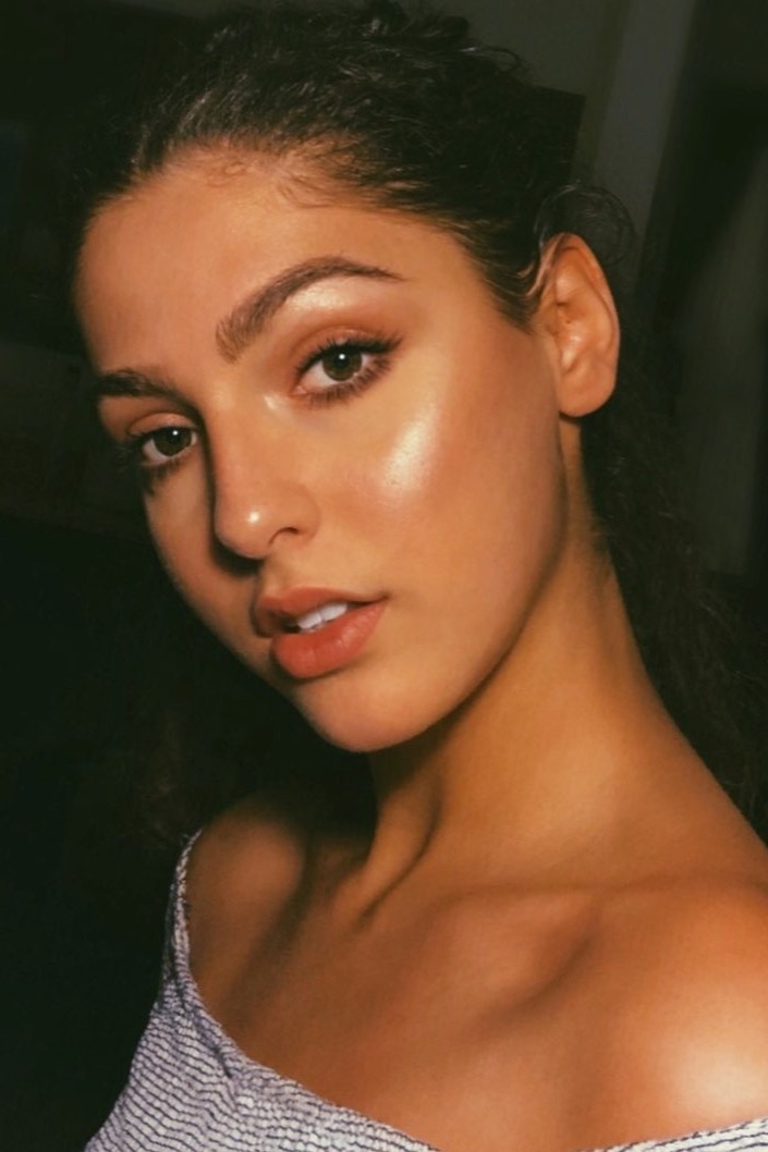 Clara — Model & Hostess in Greater London photo 4