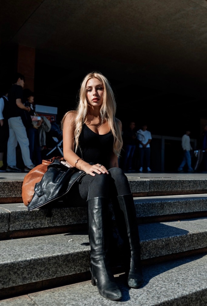 Martina — Model & Hostess in Milano photo 10