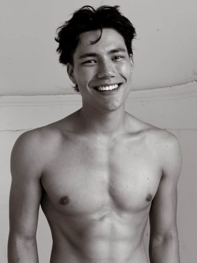 Su-rui — Model & Host in Greater London photo 2
