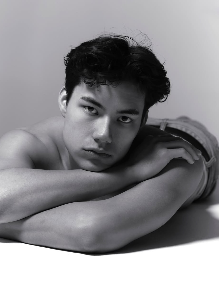 Su-rui — Model & Host in Greater London photo 4