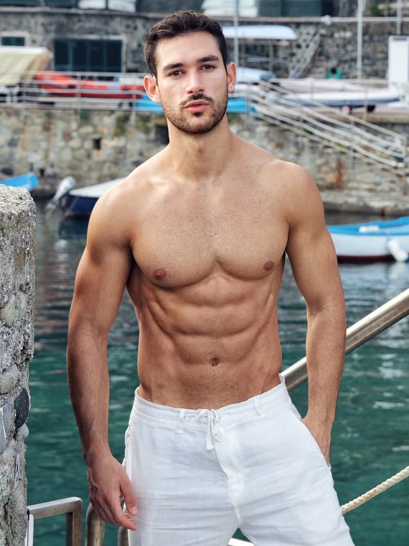 Marco — Model & Host in Greater London photo 8