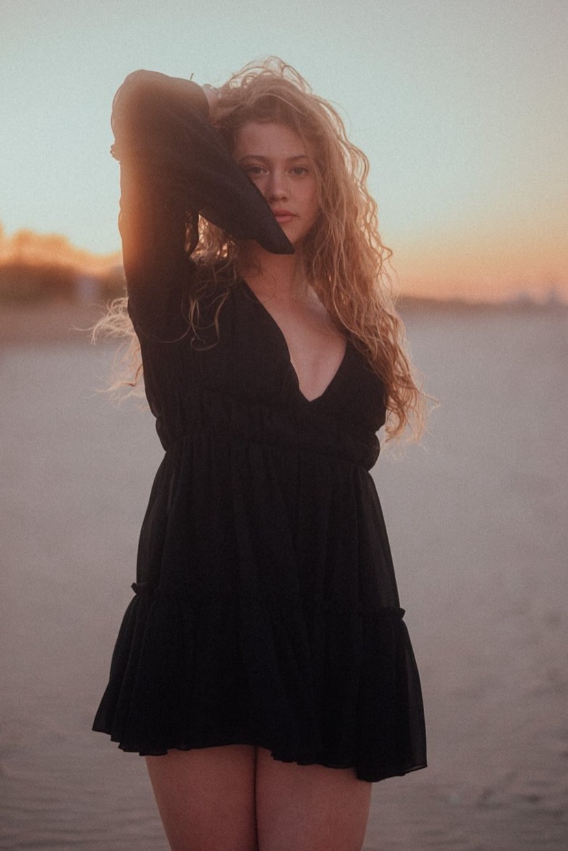 Leia — Model & Hostess in Montpellier photo 7