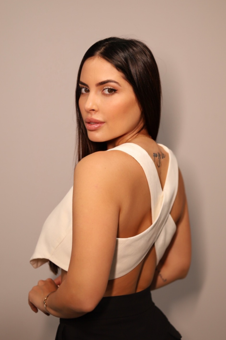 Nicole Rilene — Model & Hostess in Dubai photo 1
