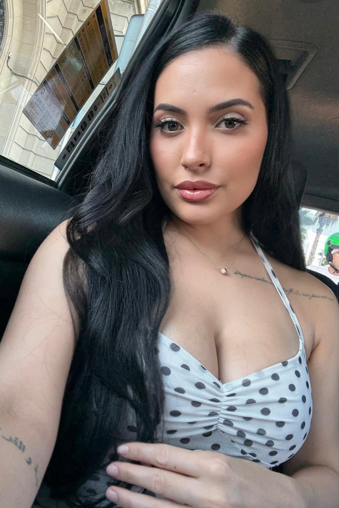 Nicole Rilene — Model & Hostess in Dubai photo 3