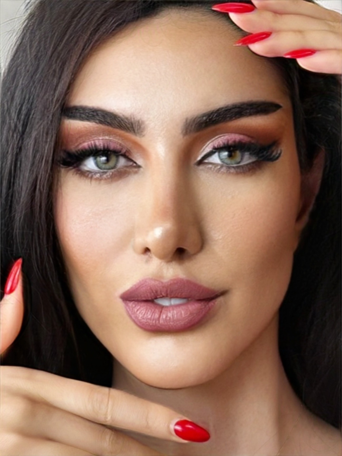Elia — Model & Hostess in دبي photo 5