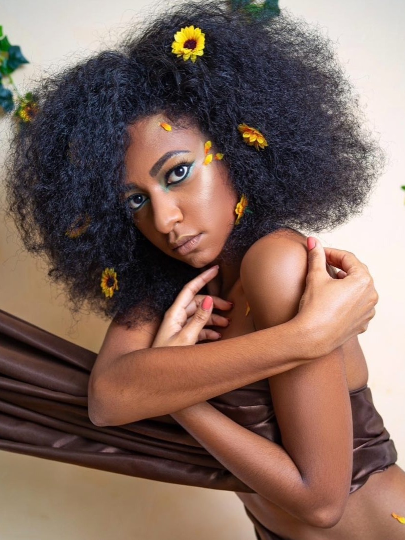 Meldean — Model & Hostess in Gen&egrave;ve photo 3