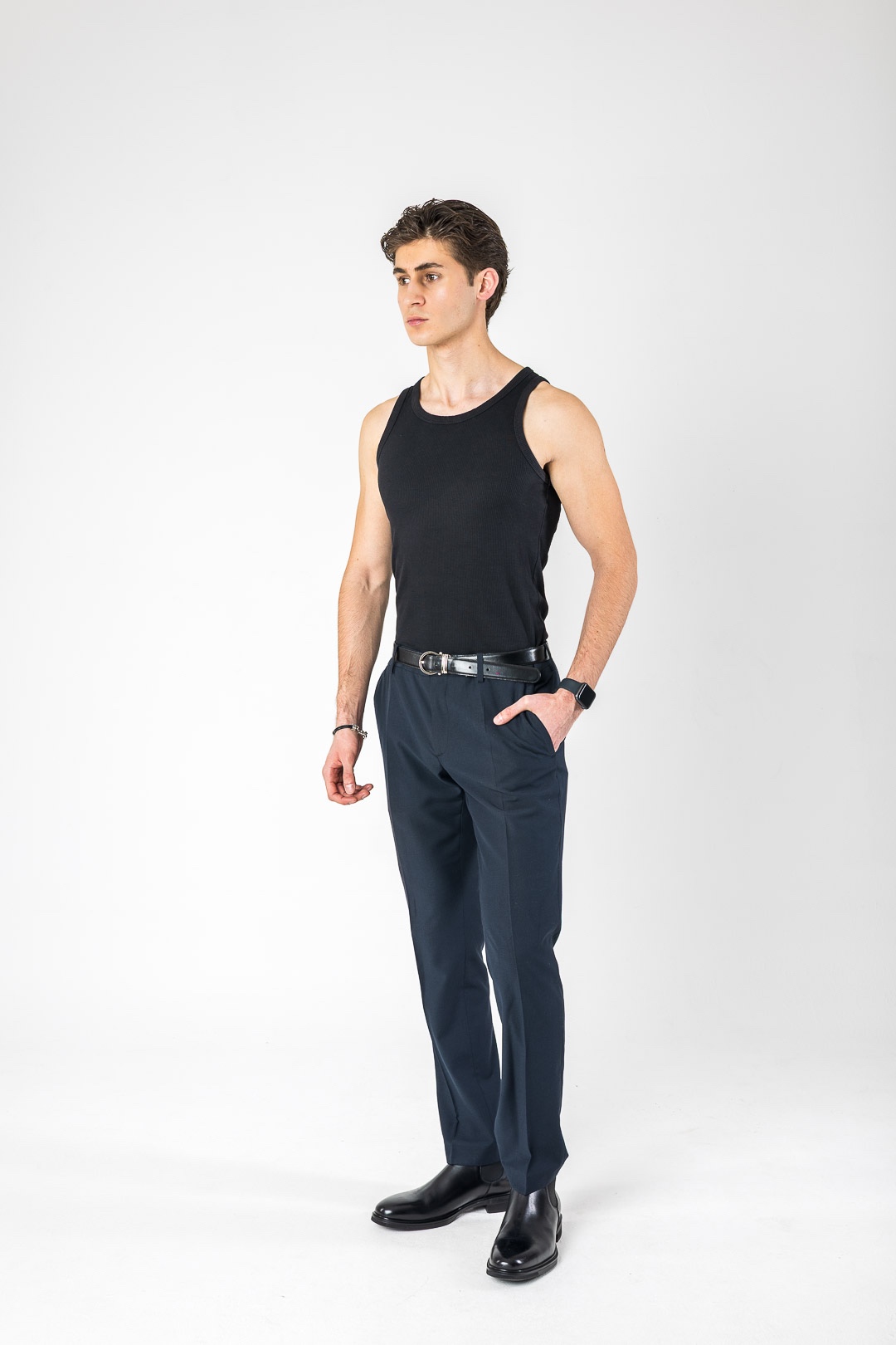 Kaan Elyesa — Model & Host in M&ouml;nchengladbach photo 7