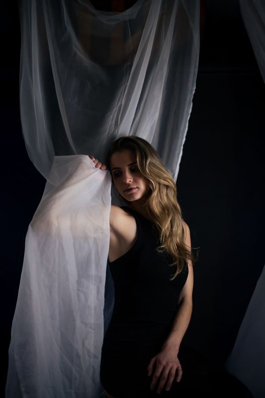 Sol&egrave;ne — Model & Hostess in Touques photo 3