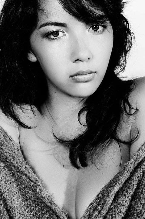 D&eacute;borah — Model & Hostess in Paris photo 3
