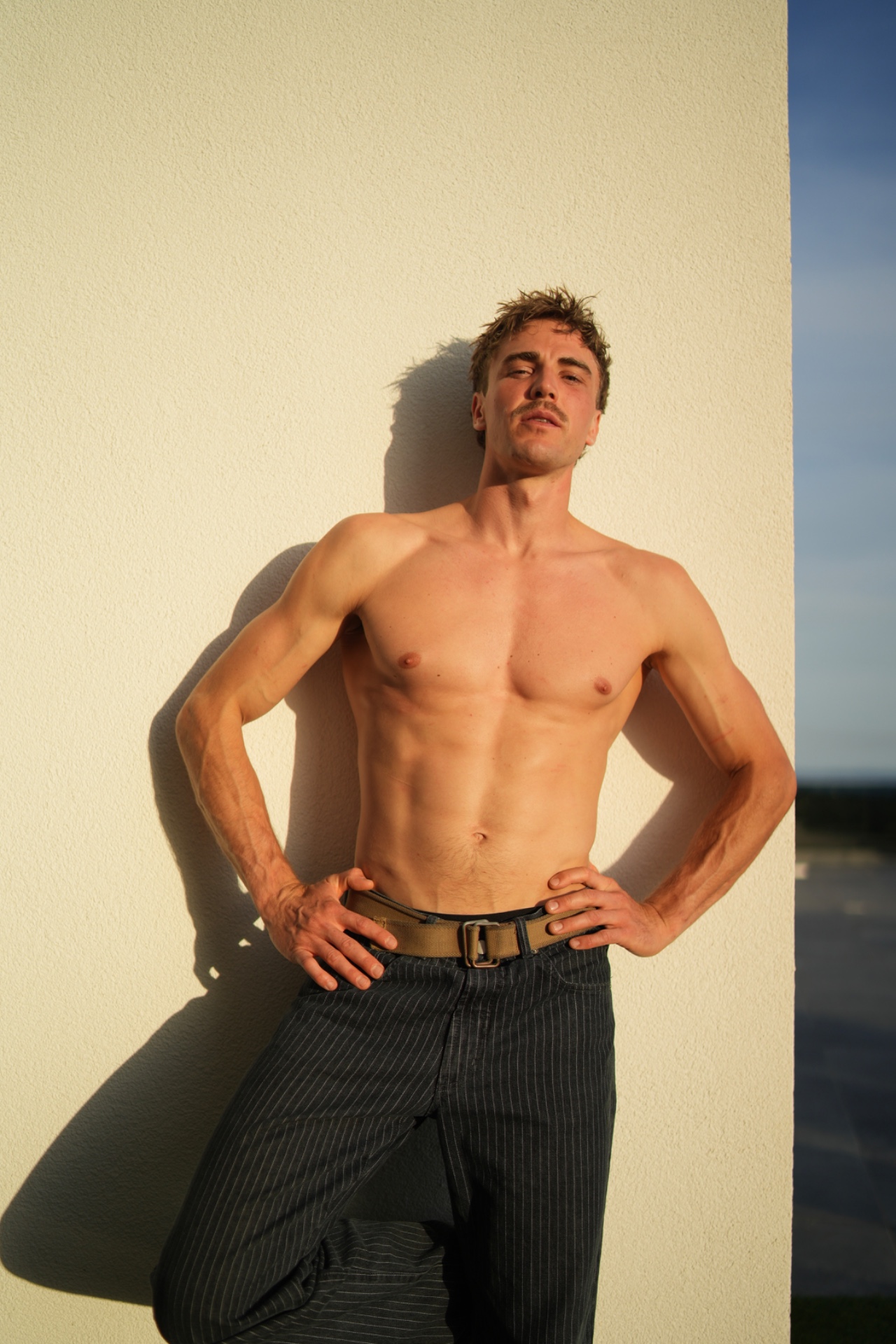 Simon — Model & Host in Bergtheim photo 17