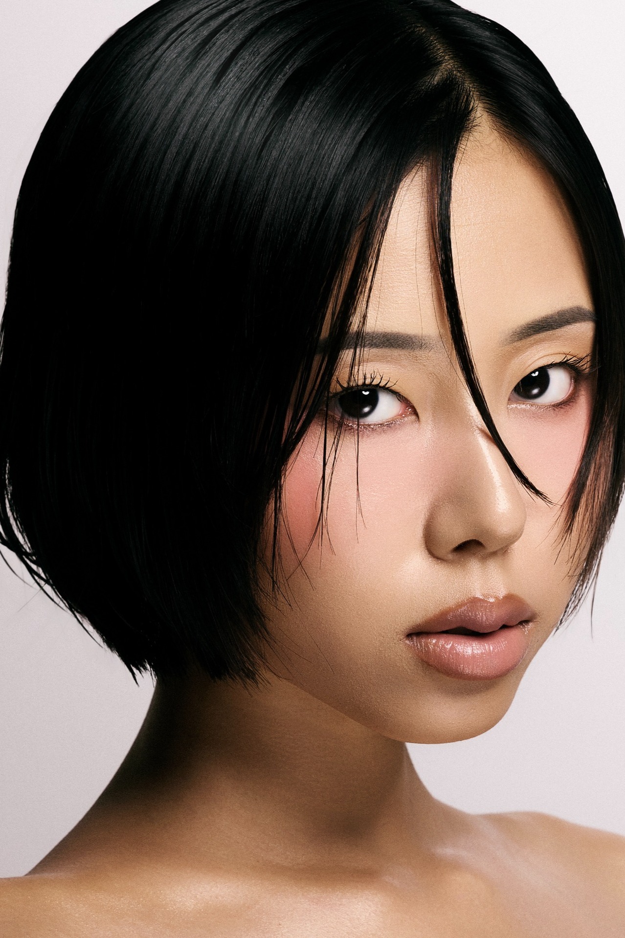 Haruna — Model & Hostess in Paris photo 9