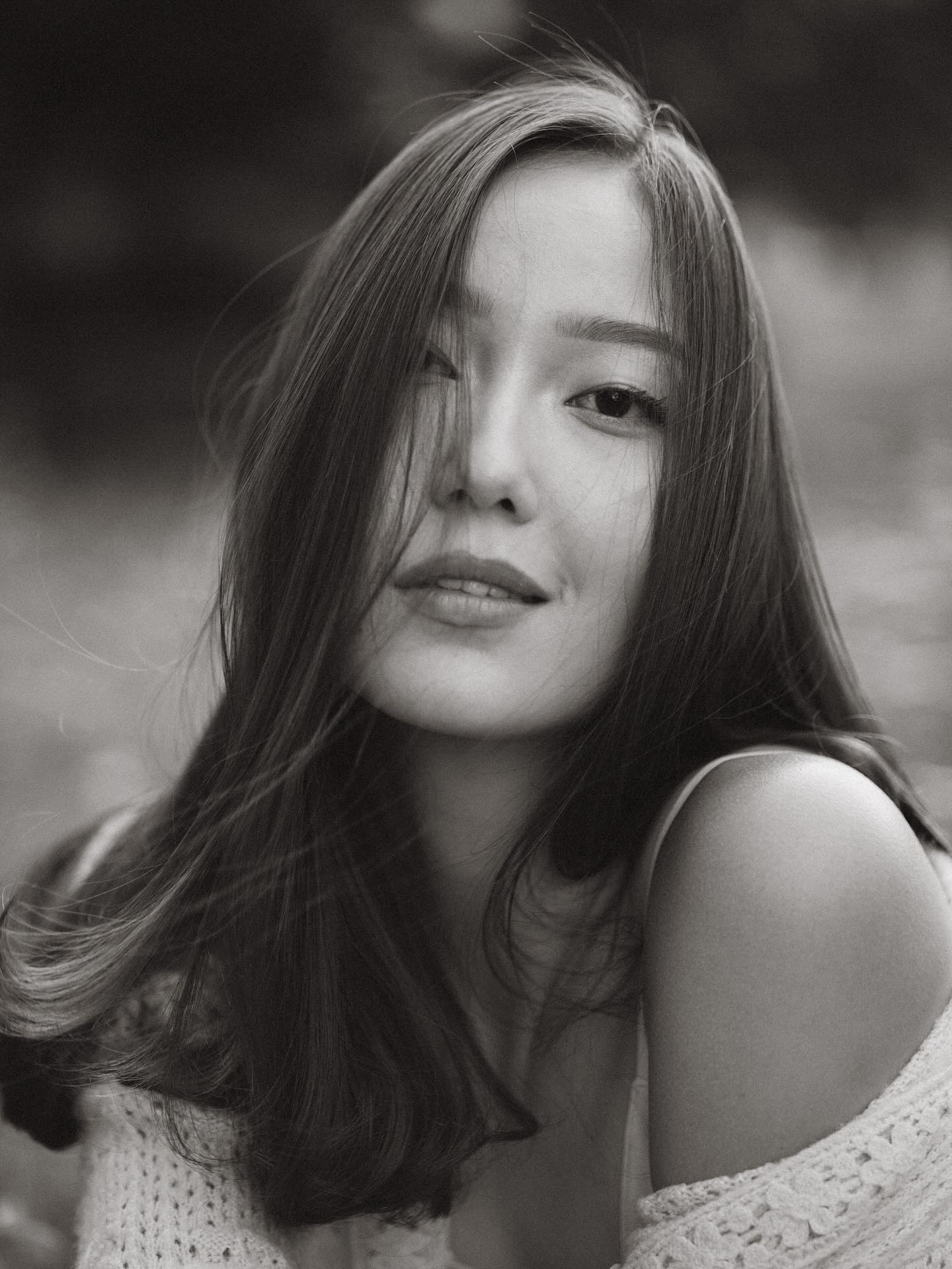 Zhibek — Model & Hostess in Warszawa photo 12