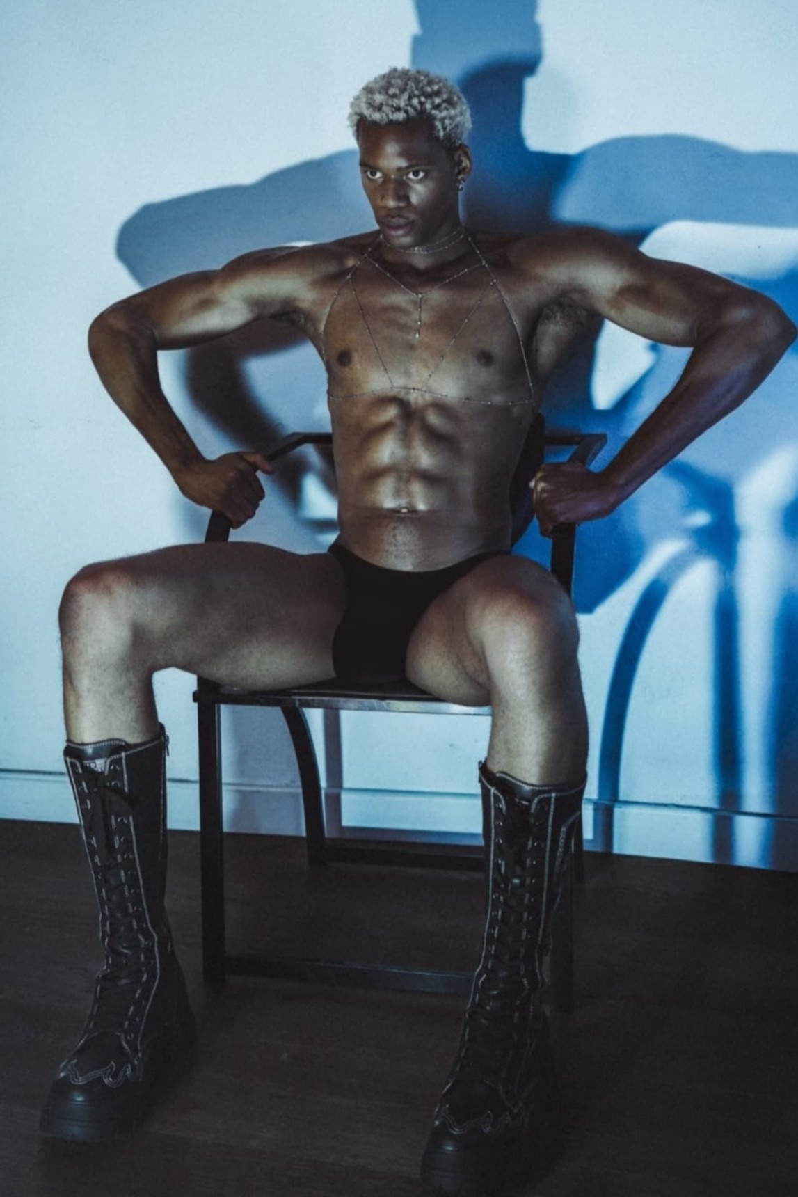 Roshedy — Model & Host in Hengelo photo 9