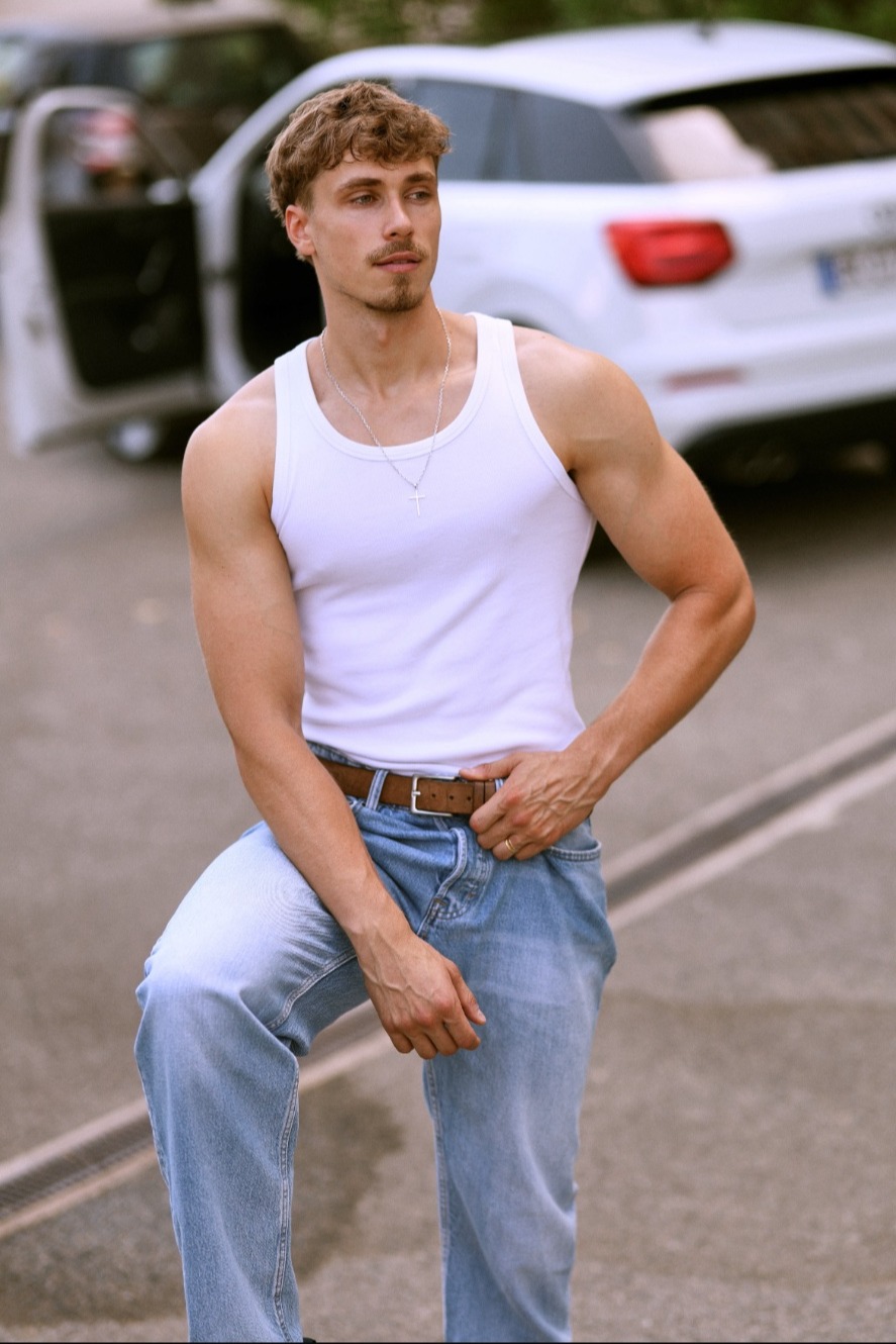 Ulysse — Model & Host in Nice photo 2