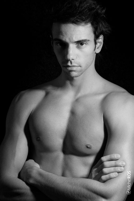 Benjamin — Model & Host in Grenoble photo 11