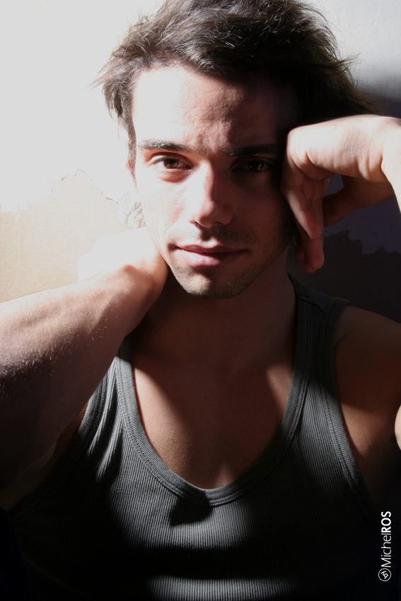 Benjamin — Model & Host in Grenoble photo 9