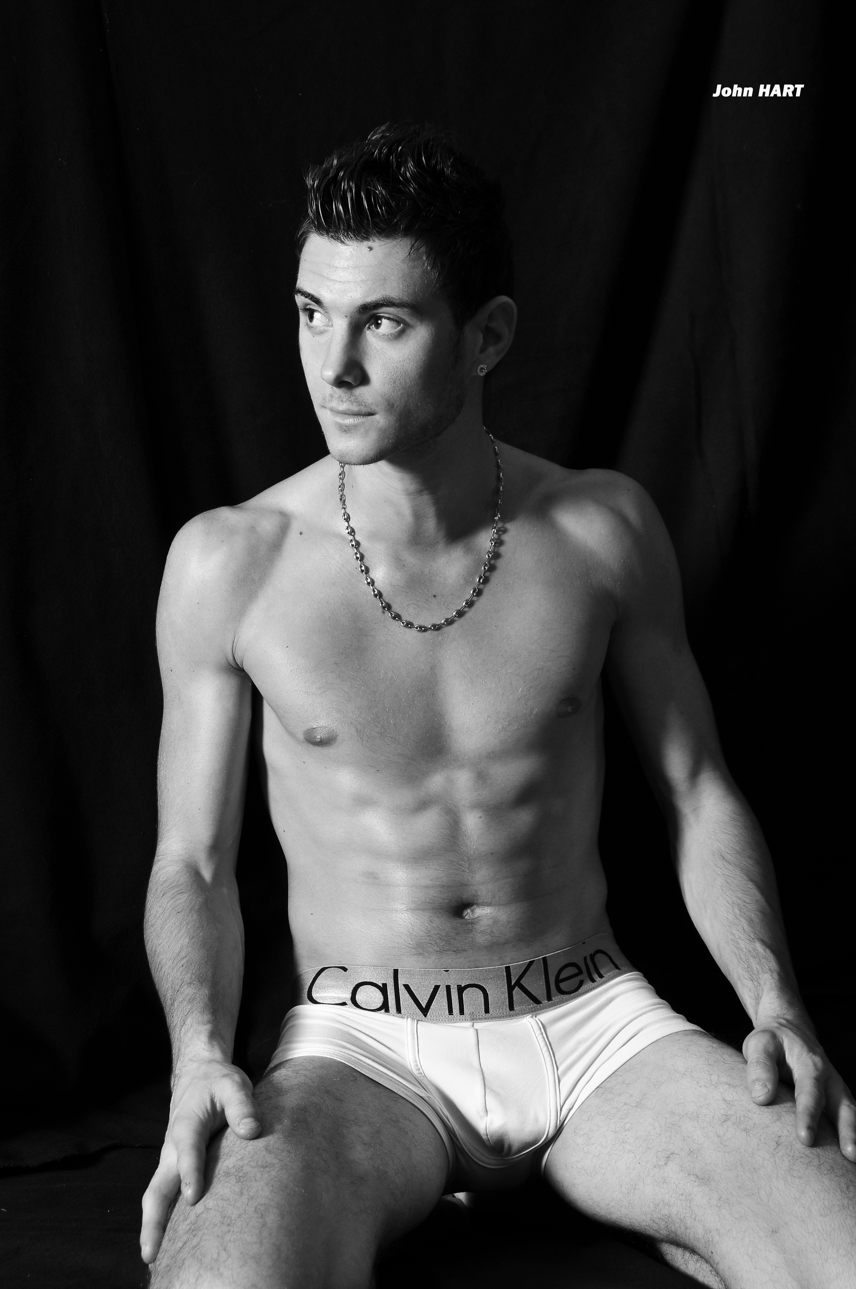 Geoffrey — Model & Host in Marseille photo 14