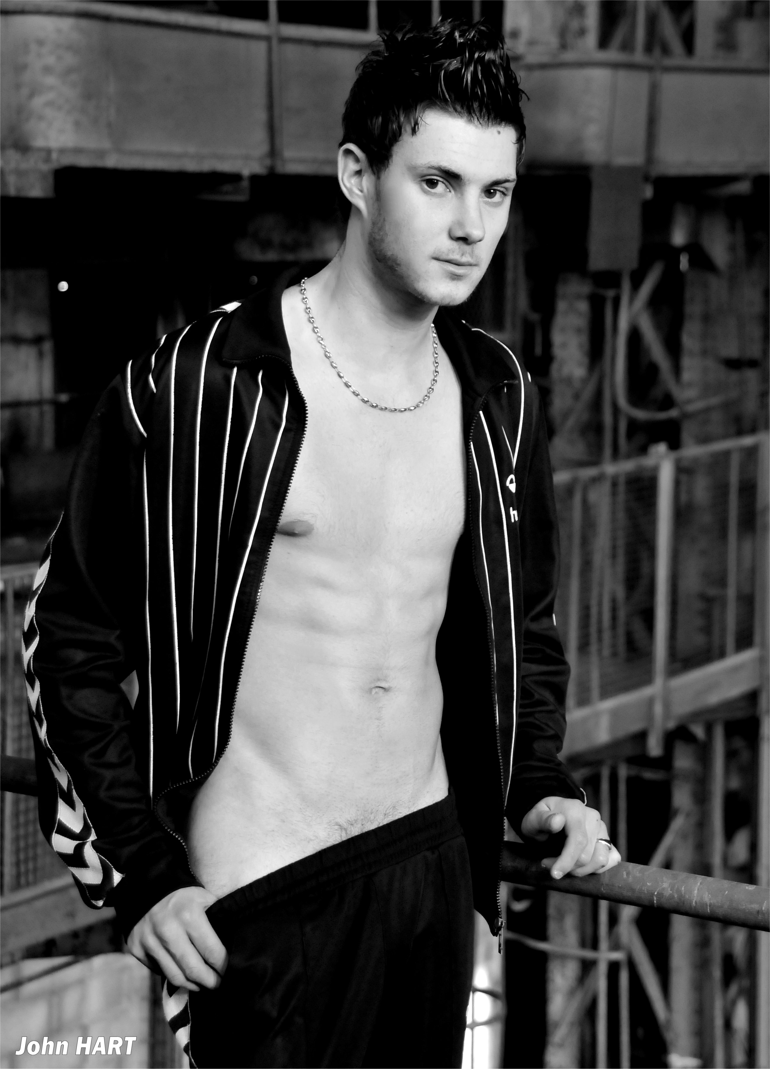 Geoffrey — Model & Host in Marseille photo 17