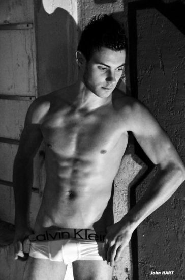 Geoffrey — Model & Host in Marseille photo 21