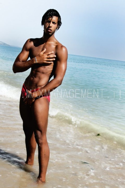 Armando — Model & Host in Teramo photo 9