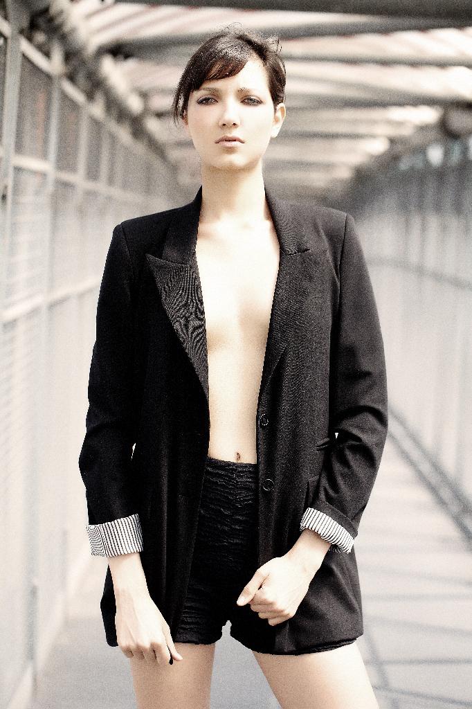 Maria Laura photo 11 | Eye On Model