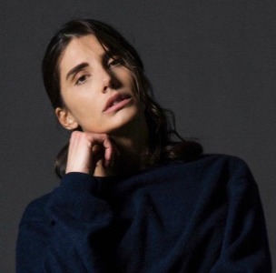 Claudia — Model in Roma | Eye On Model