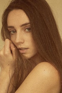 ESTERA — Model in Napoli | Eye On Model