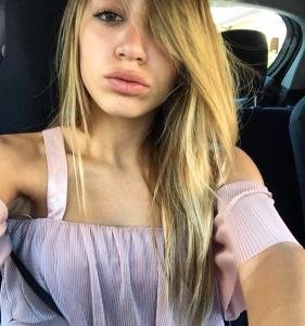 Anna — Model in Milano | Eye On Model