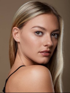 Veronica — Model in Bologna | Eye On Model