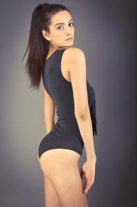 MIRUNA  — Model in Bucuresti | Eye On Model