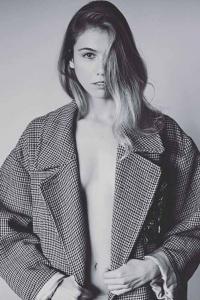 Greta — Model in Roma | Eye On Model